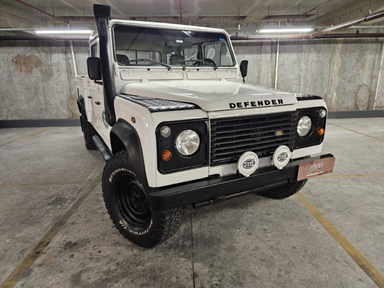Land Rover Defender 130 2004
