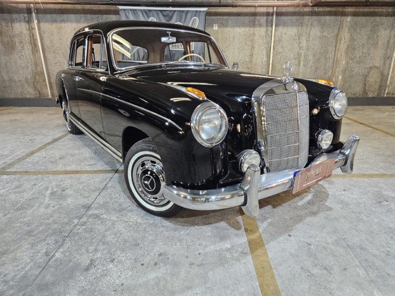 Mercedes Benz 220S “Ponton” 1959